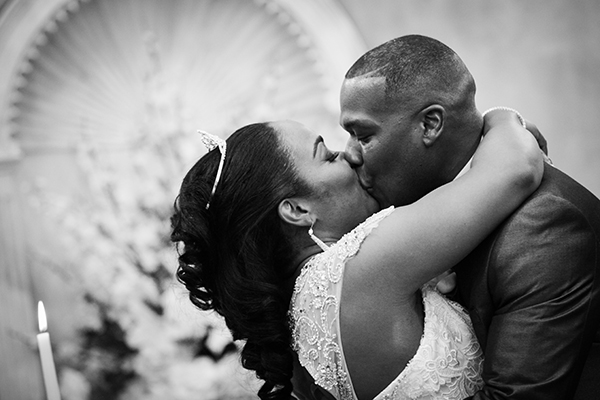 Las Vegas Wedding Ceremony at Chapel of the Flowers