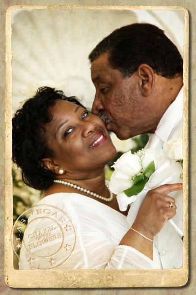 Las Vegas Wedding Ceremony at Chapel of the Flowers
