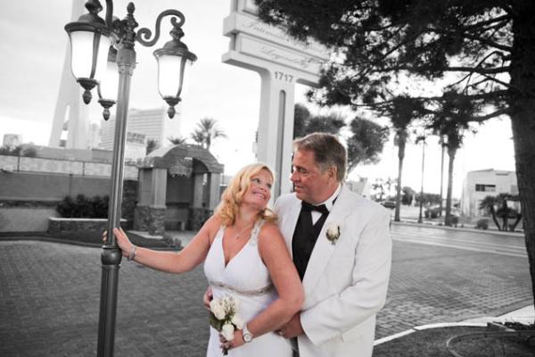 Las Vegas Wedding Ceremony at Chapel of the Flowers