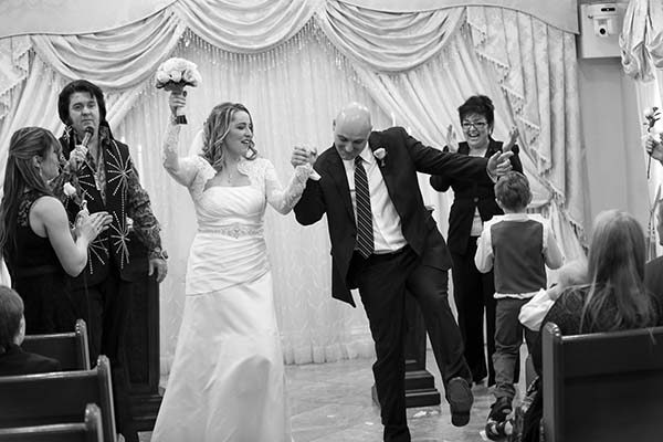Fun Elvis Wedding :: Las Vegas Wedding Photographer :: Las Vegas Weddings :: Photo of the Month Winner February 2016