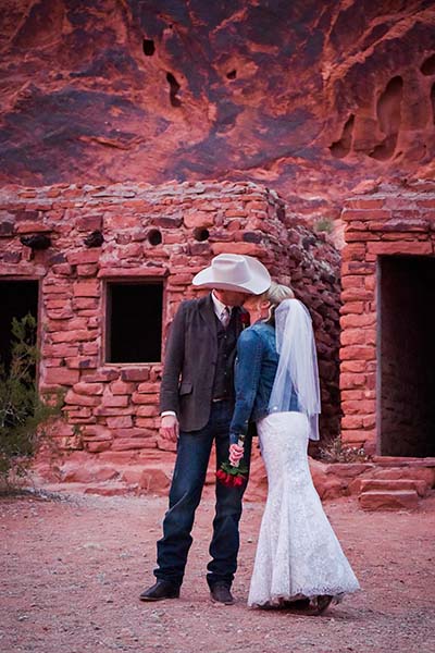 Valley of Fire Wedding  Packages  in Las  Vegas 