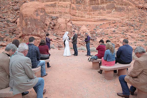 Valley Of Fire Wedding Photo Weddings Las Vegas Weddings At Valley Of Fire
