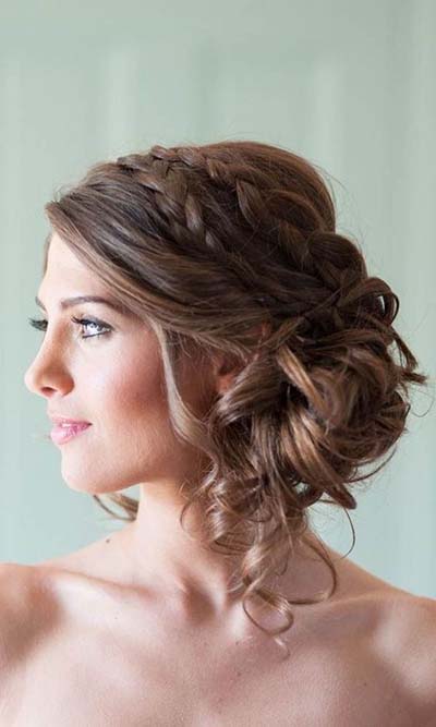 Bridal Hairstyles :: Medium Hair Length Updo