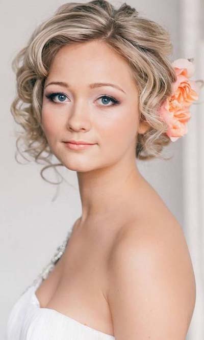 Your Guide for Summer Wedding Hair and Make-up