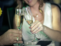 Winter Wedding Promotions for Las Vegas :: FREE Champagne