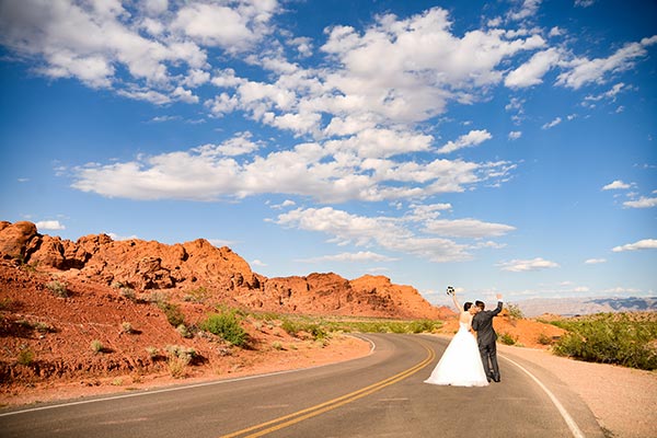 Valley of Fire Wedding Packages in Las Vegas :: Chapel of the Flowers