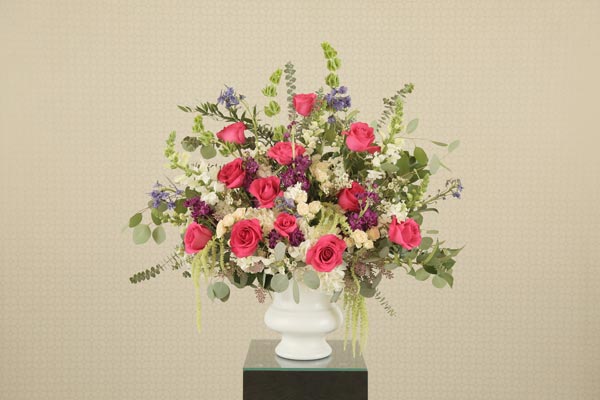 Wedding Flower Ideas | Floral Decor | Rose and Greenery Altar Spray