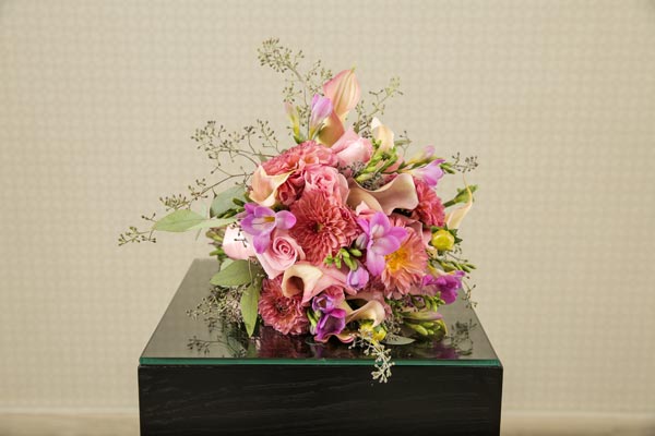 Wedding Flower Ideas | Bridal Bouquet Ideas | Blushing Bride Bouquet
